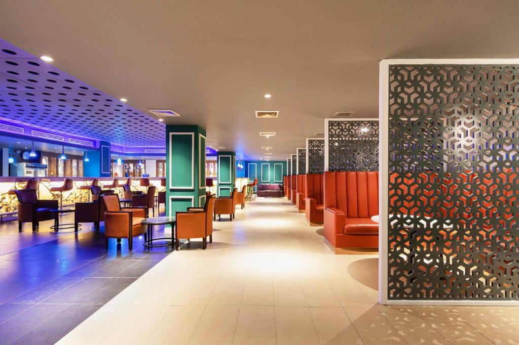 Dhaka Regency Hotel & Resort 外观 照片